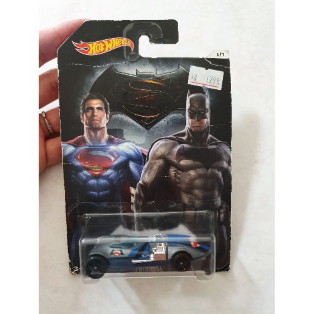 Vs Hot Wheels