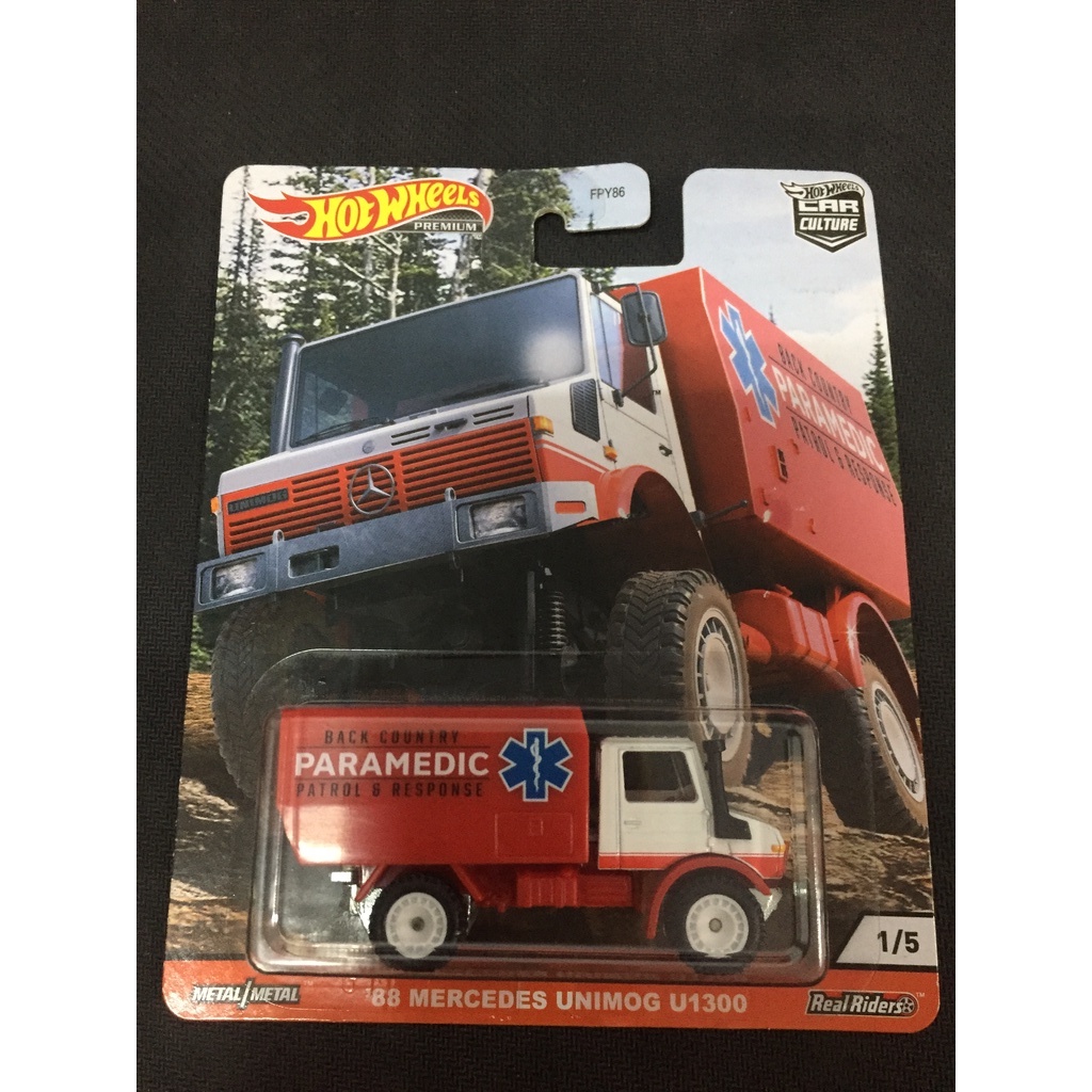 Hot Wheels Mercedes Benz Unimog U