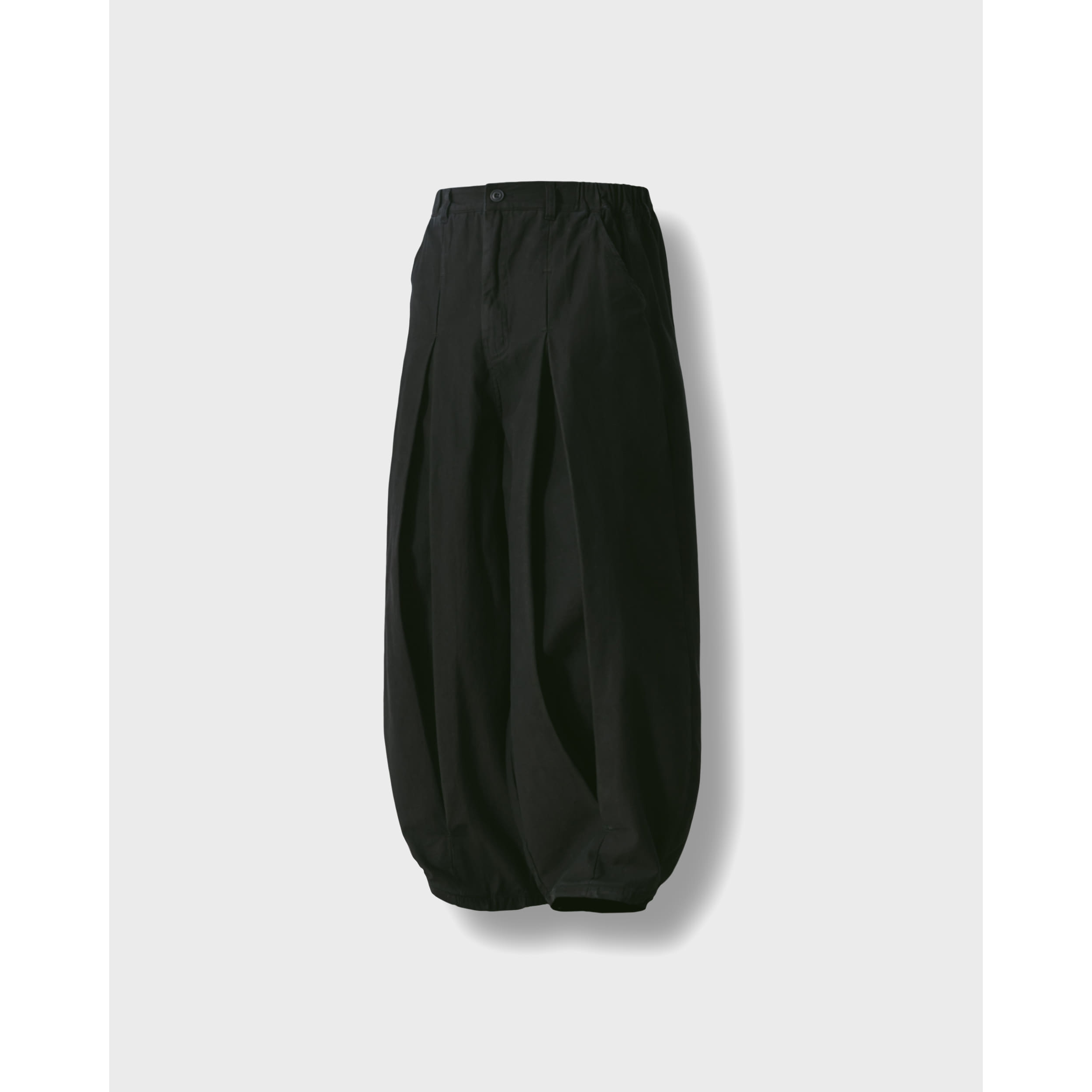 Anglan Long Tuck Wing Balloon Pants