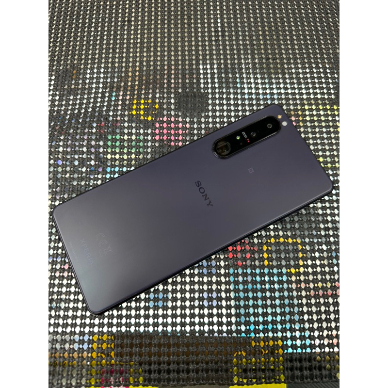 二手 6 5吋 無盒裝9成新的 Sony Xperia 1 III 12G 256GB紫色XQ BC72 蝦皮購物