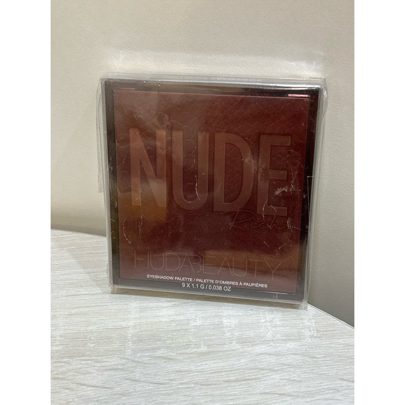 現貨秒出 HUDA BEAUTY 九宮格眼影盤 g Nude Rich 蝦皮購物
