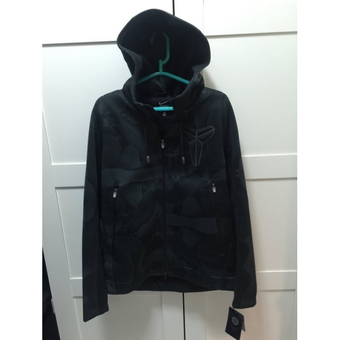 Kobe mambula hot sale jacket