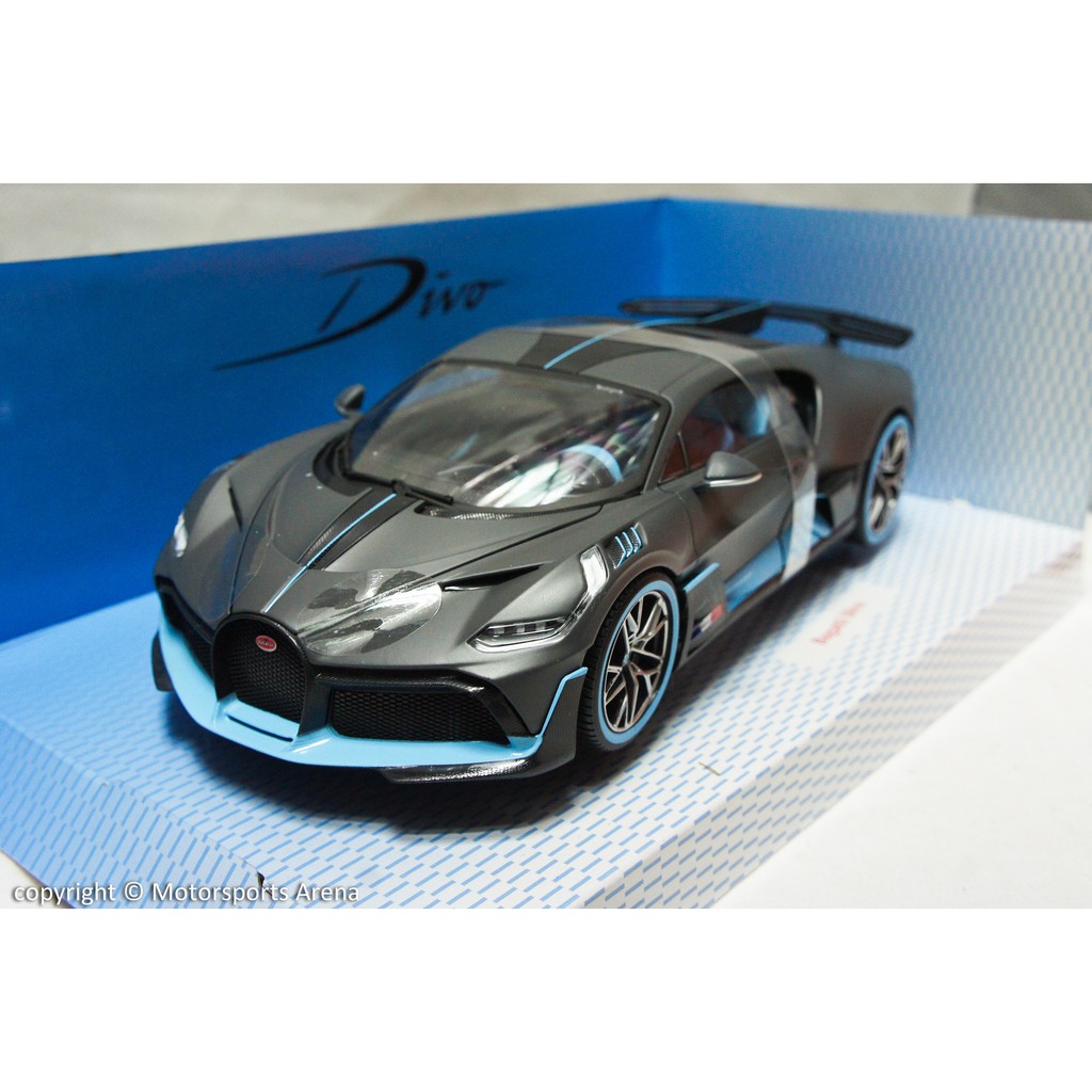 Bugatti Divo 2018 1:18 Bburago - Noir Mat édition 50e Anniversaire, BU11101-CARB