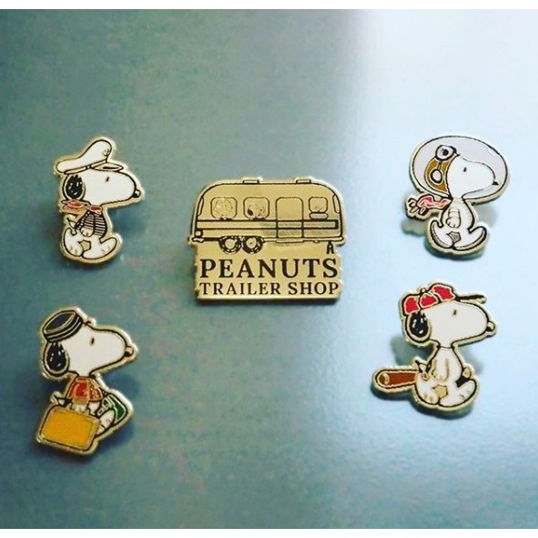 ＜PEANUTS TRAILER SHOP＞ snoopy 史努比 徽章 porter 宇宙 日本代購