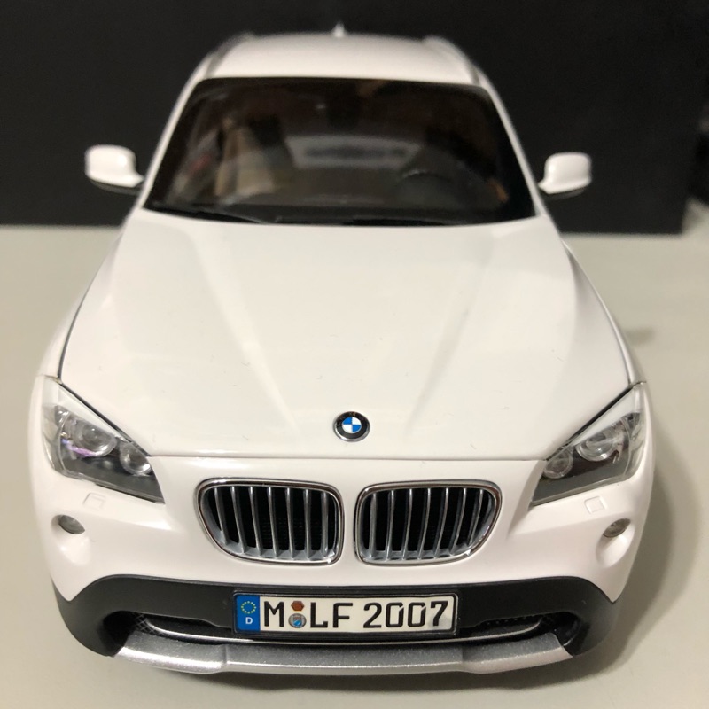 Tomica bmw sales x1