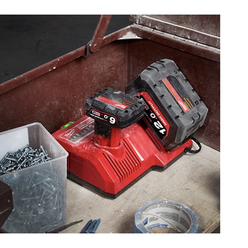 含税超級充電器M12-18SC 12V與18V兩用M12-18 SC 充電器充電座米 含税超級充電器M12-18SC 12V與18V兩用M12-18 SC 充電器充電座米