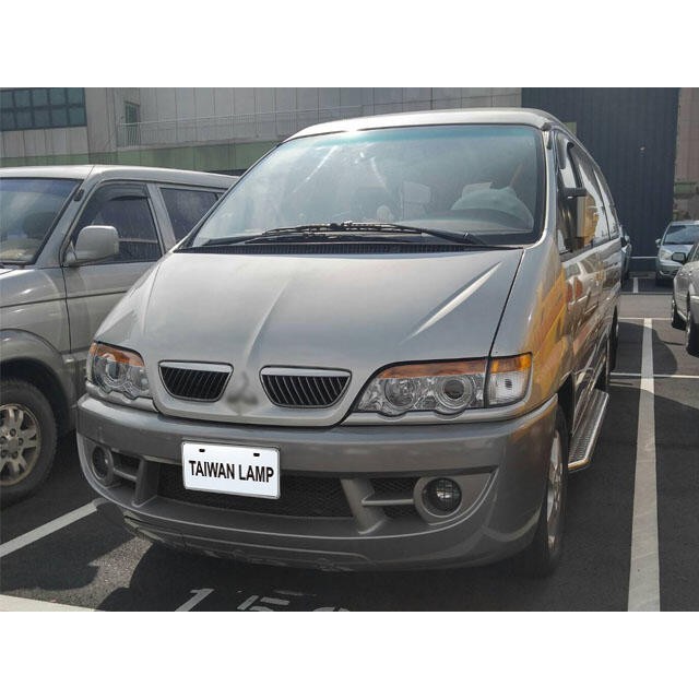 全新 MITSUBISHI 三菱 SPACE GEAR L400 RV人 原廠型 黃白 角燈 | 蝦皮購物