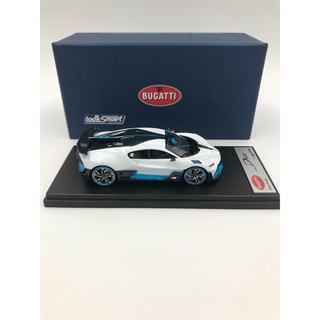Looksmart 1/43 – Bugatti Divo 2018 – Quartz White Glossy – Modèle Réduit LS497B