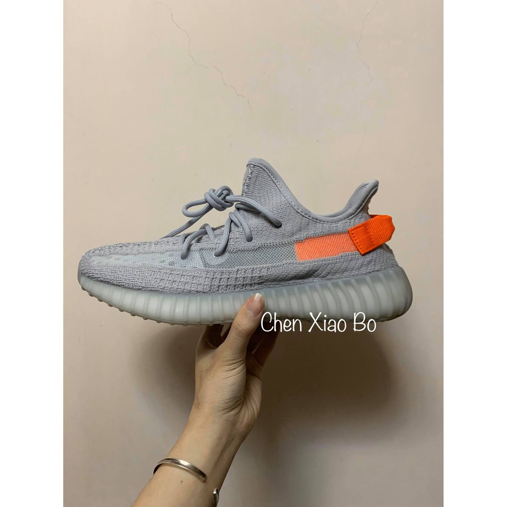 Adidas Yeezy Boost 350 V2 Tail light 尾燈 歐洲限定