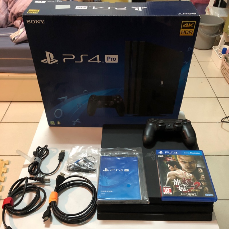 PS4 Pro CUH-7017B B01 1TB 附盒再送人中之龍| 蝦皮購物