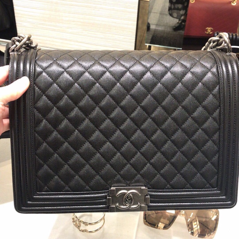 Chanel boy 30cm clearance