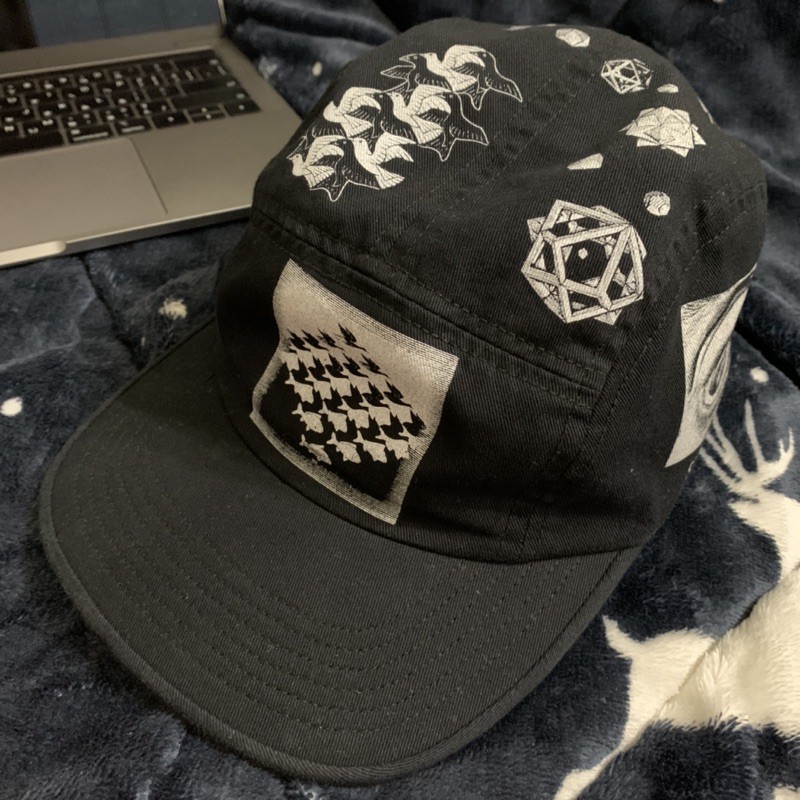 Supreme MC Escher camp cap BLACK二手9成新聯名稀有帽款| 蝦皮購物