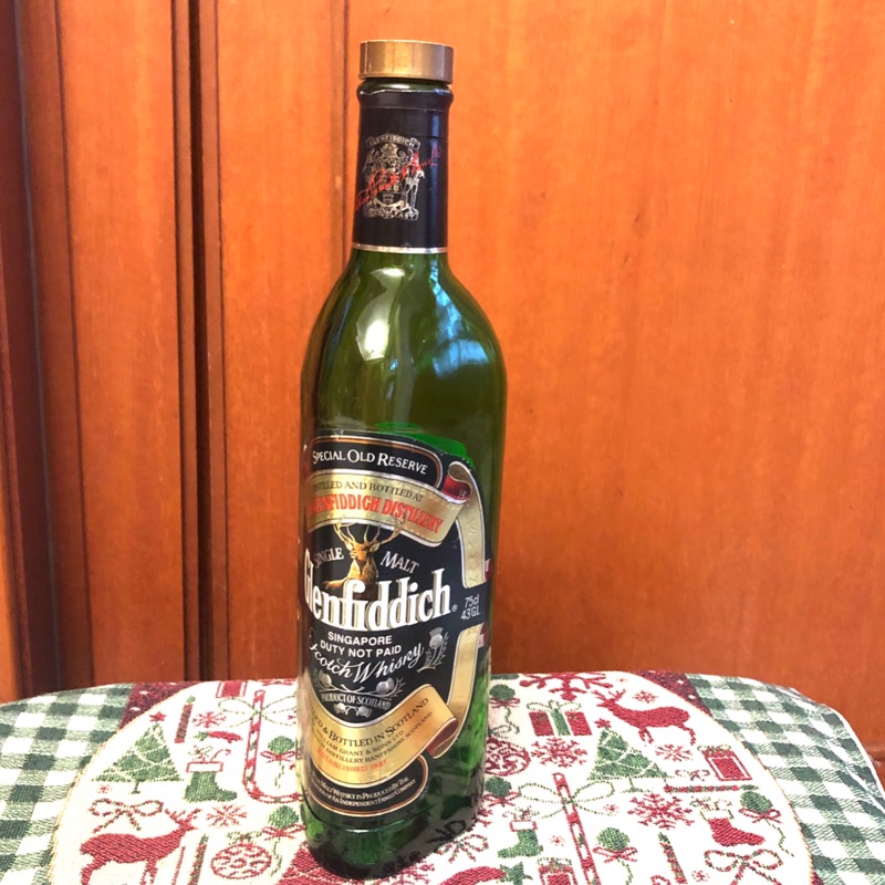 Glenfiddich 格蘭菲迪蘇格蘭威士忌空酒瓶(750ml)/多用途玻璃空瓶/空洋酒瓶/裝飾/容器/花器