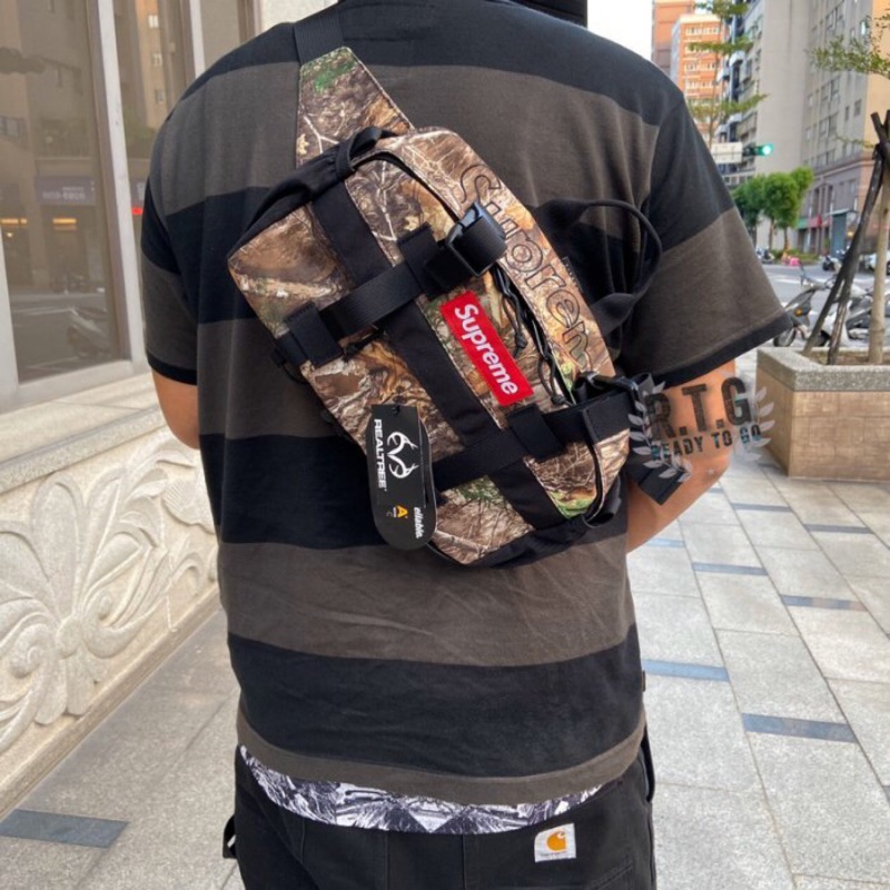 RTG】SUPREME FW 19 WAIST BAG 47TH 腰包楓葉迷彩側背經典正品現貨在台