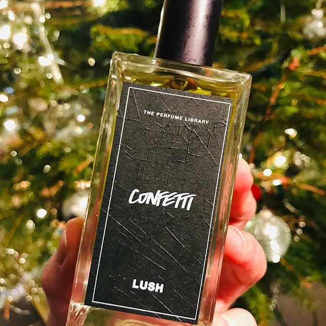 LUSH Confetti 歡慶紫羅蘭佛羅倫斯香水圖書館獨賣分享噴瓶| 蝦皮購物