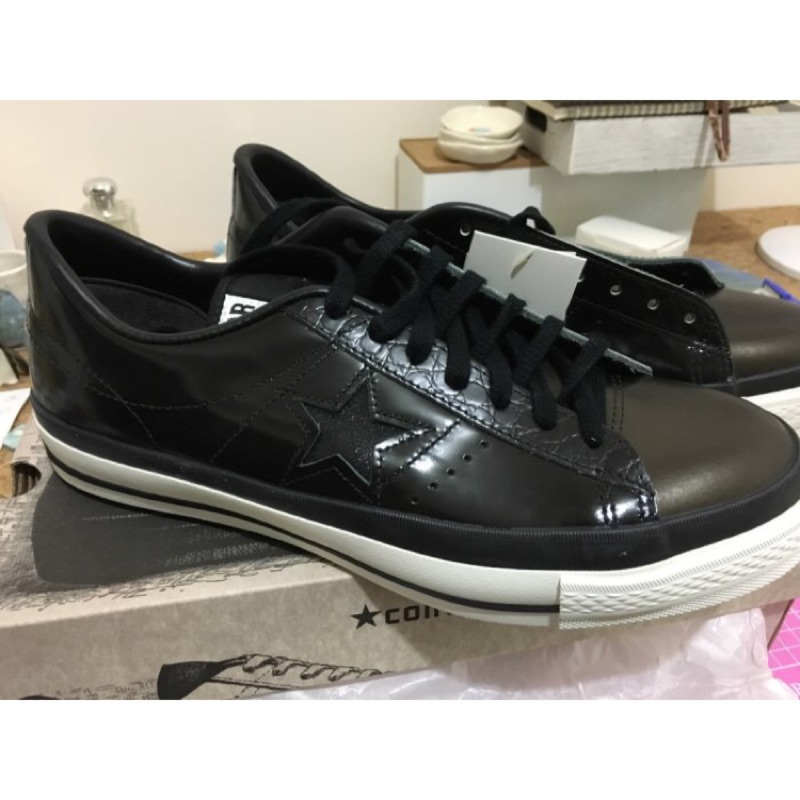 全新CONVERSE ONE STAR J OX 限量亮黑黑日本製皮木村拓哉US9.5號all