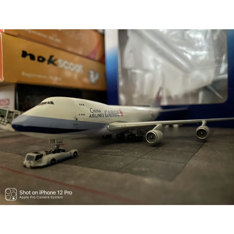 PH 1:400 波音747-400F 中華航空全貨機50週年塗裝| 蝦皮購物