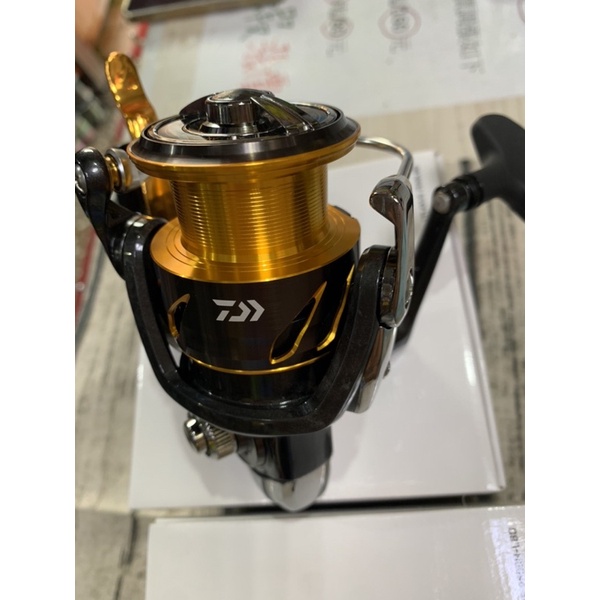 DAIWA 19 LAXUS 2500LBD 5.3 Spinning Reel ZAION BITURBO New