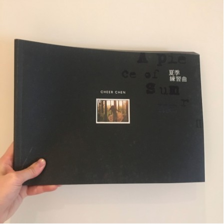 陳綺貞 書籍「夏季練習曲2010-2011巡迴場刊」 チア・チェン 新品