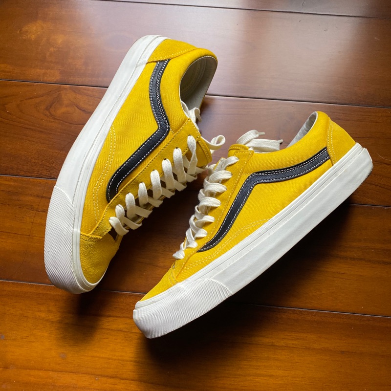 Vans vault store style 36 yellow