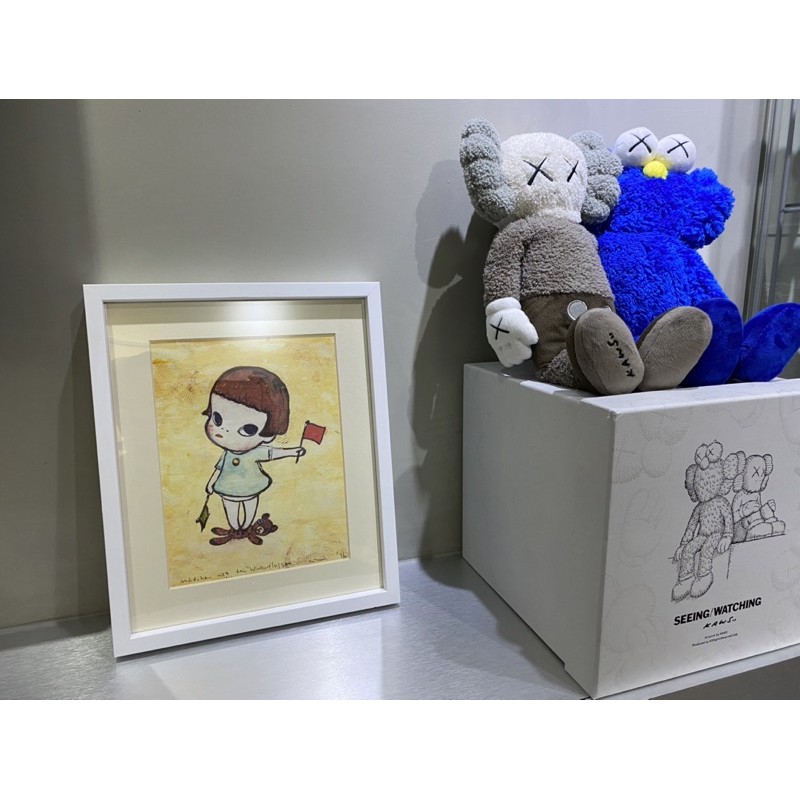 Amazon.co.jp: 奈良美智 ポスター [手旗信号少女] : Home & Kitchen