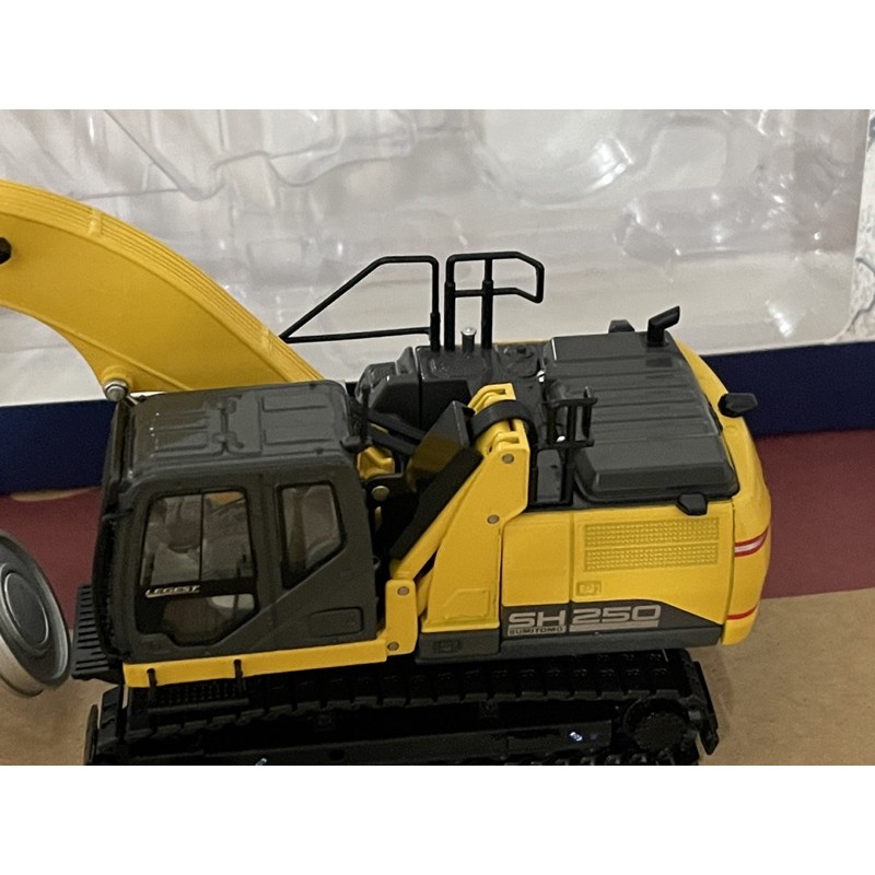 sumitomo sh250 -7 磁鐵車怪手模型電仔車模型挖土機1:50 住友1/50
