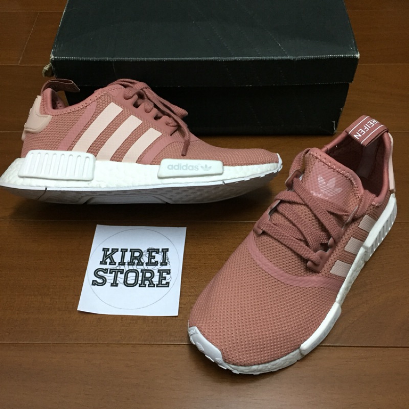 Adidas nmd hotsell white pink essie