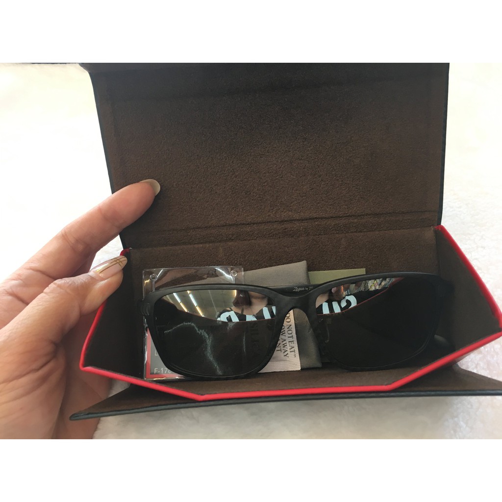 桃園東區釣具- 新款熱銷眼鏡盒到貨啦！！！ 💢【 Zeque AS-038 硬式磁