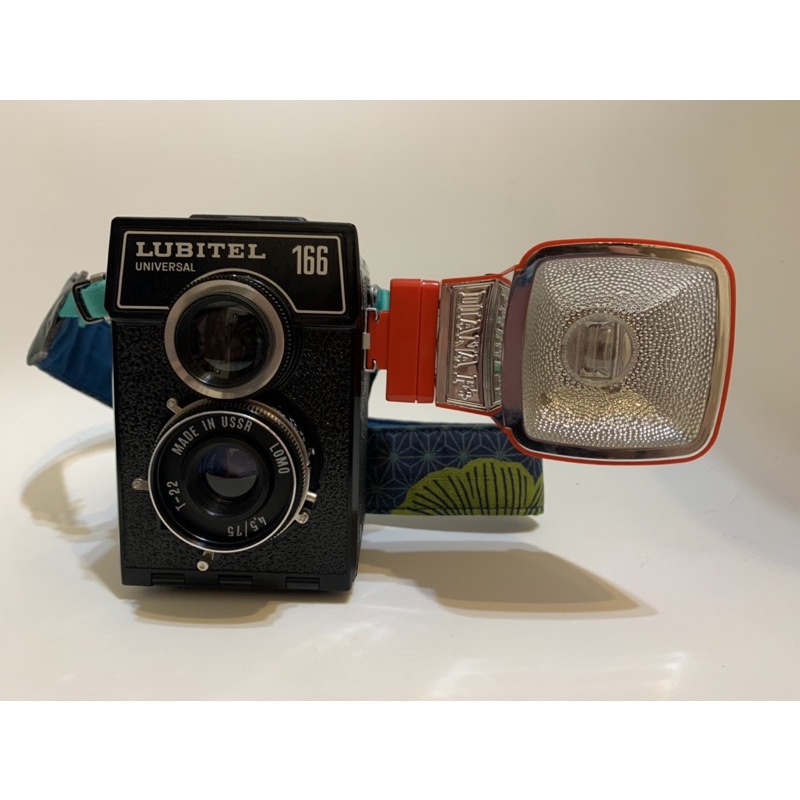 二手蘇聯相機Lomo Lubitel 166 Universal 75mm f4.56x6 120中片幅雙眼底片相機