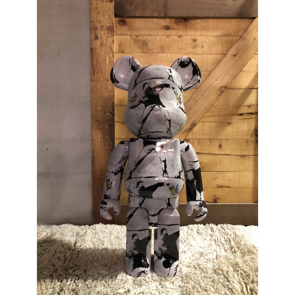 Be@rbrick Banksy Flower Bomber 1000% 全新限量擲花人| 蝦皮購物