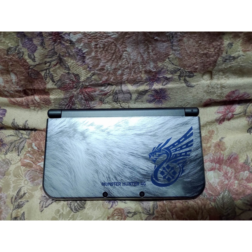 3DS New 3DS LL 魔物獵人4G 限定版日規主機(螢幕瑕疵)出清價 已改機A9LH Arm9LoaderHax | 蝦皮購物