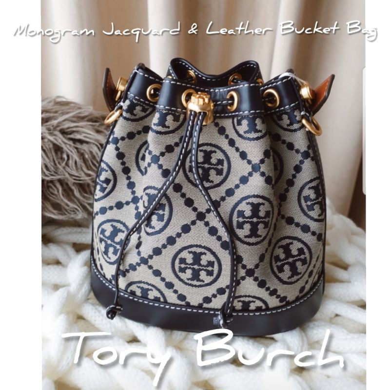 Tory burch deals bucket tote