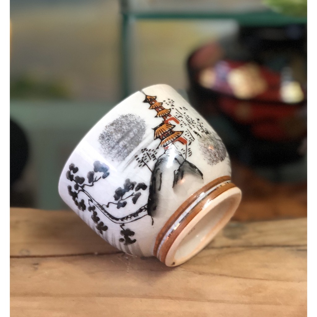九谷燒茶杯早期日本九谷燒莊山款松鑭繪神社，滿版手繪收藏茶具和風現貨