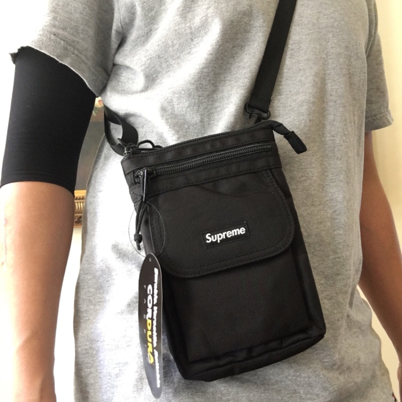 Supreme shoulder best sale bag 2019