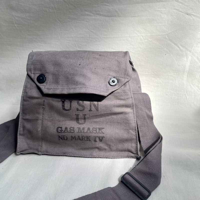 美軍公發 40s US Navy U gas mask IV Bag 防毒面具包 側背包 老件 古著 vintage | 蝦皮購物