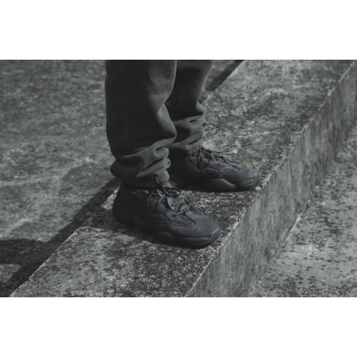 S.G Adidas YEEZY 500 Utility Black F36640 老爸鞋 運動休閒鞋 麂皮 反光 碳黑 | 蝦皮購物