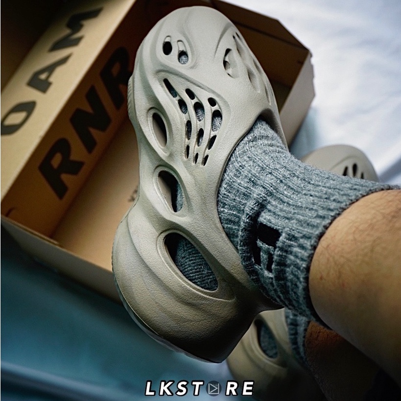 LKSTORE} Adidas YEEZY FOAM RUNNER 