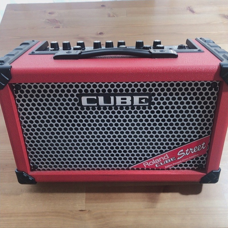 未使用品！ ROLAND CUBE Street Red-