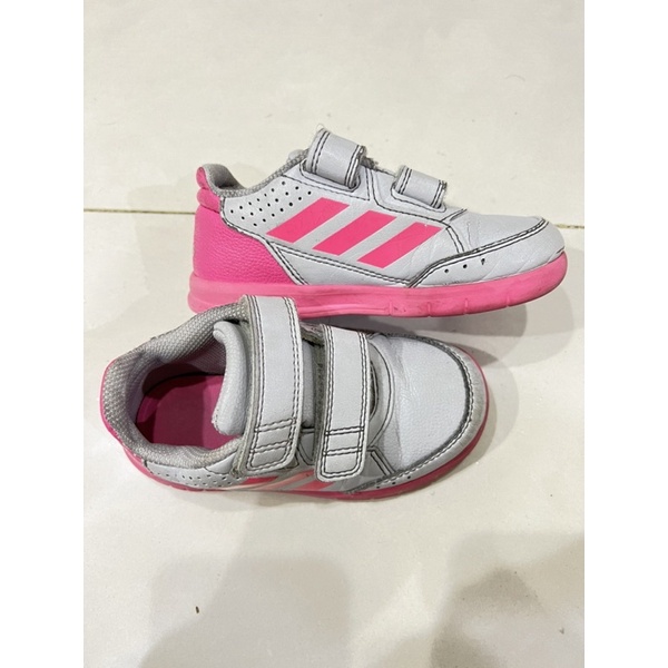 adidas幼童15cm 超輕灰桃色運動鞋| 蝦皮購物