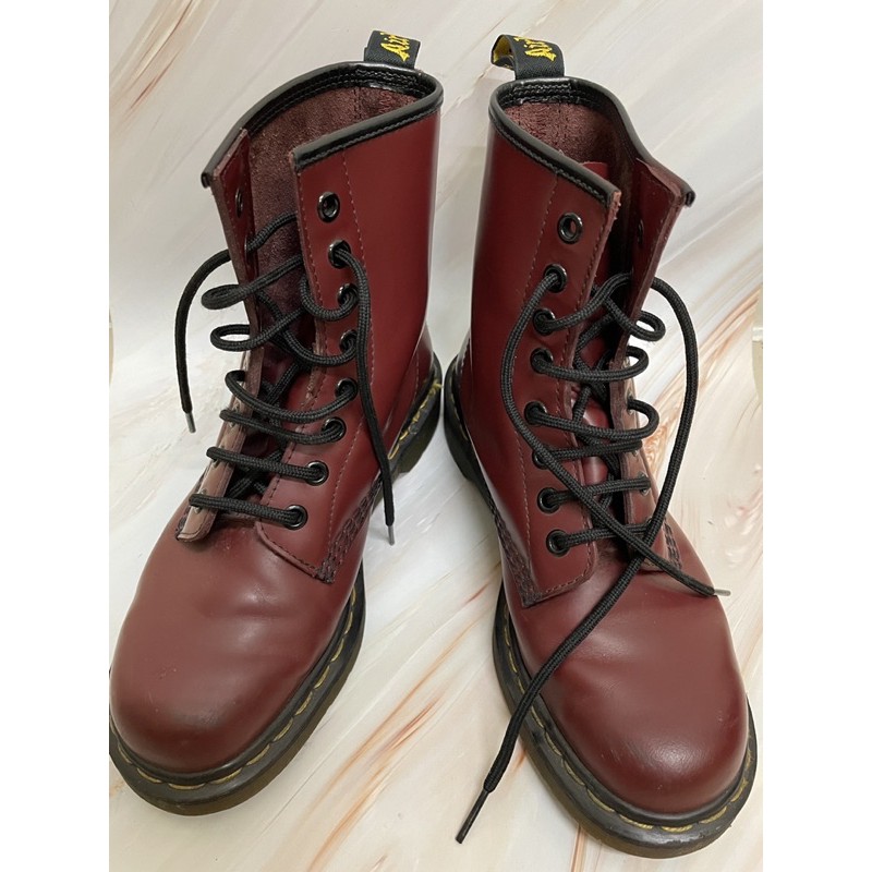 DR.MARTENS 1460 馬丁鞋UK4 酒紅色櫻桃紅二手美品馬丁靴| 蝦皮購物