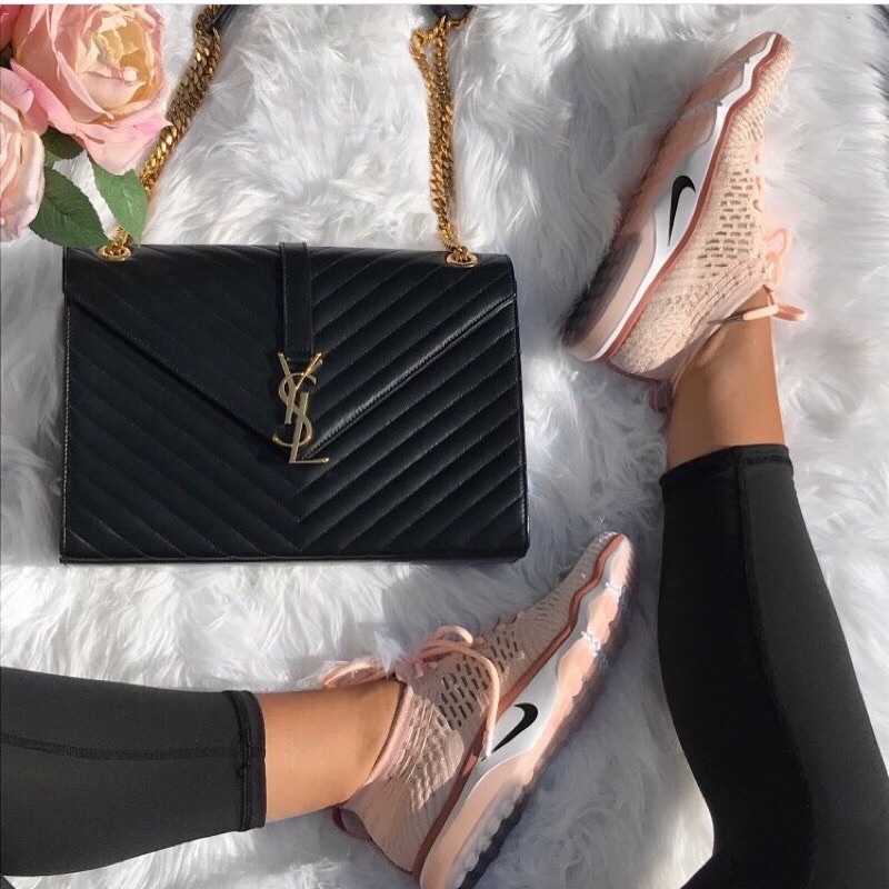 Nike air zoom fearless flyknit chrome blush