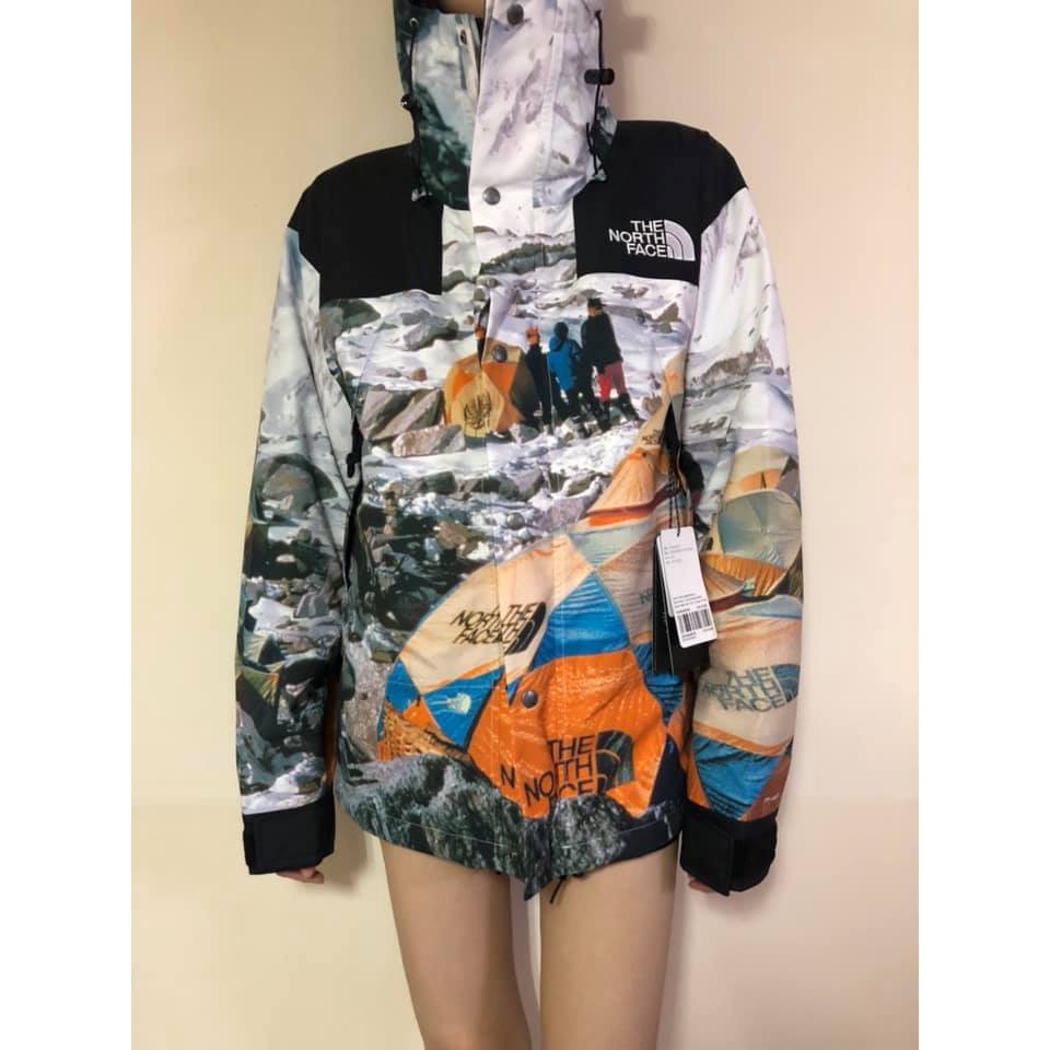 INVINCIBLE X THE NORTH FACE NUPTSE JACKET 衝鋒衣聯名現貨L