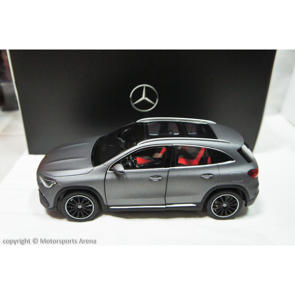 超值特價】賓士原廠1:18 Z-Models Mercedes Benz GLA H247 2020
