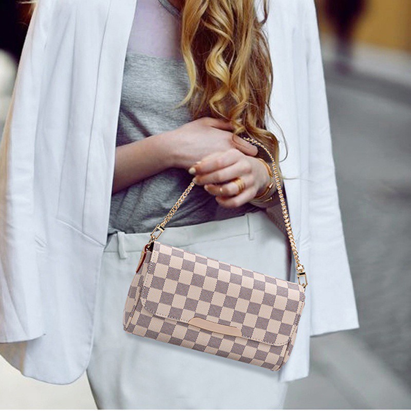 【ルイヴィトン】シグネチャー プラーク Tシャツ 半袖 ポケット 2025年最新】LOUIS VUITTON メンズ Tシャツの人気アイテム