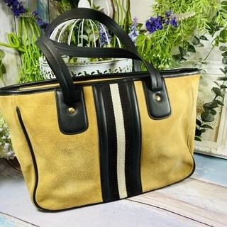 未使用◆美品◆BALLY◆バリー◆3連キーリング◆キーケース◆ピンク◆レザー 楽天市場】bally バリー キーケースの通販
