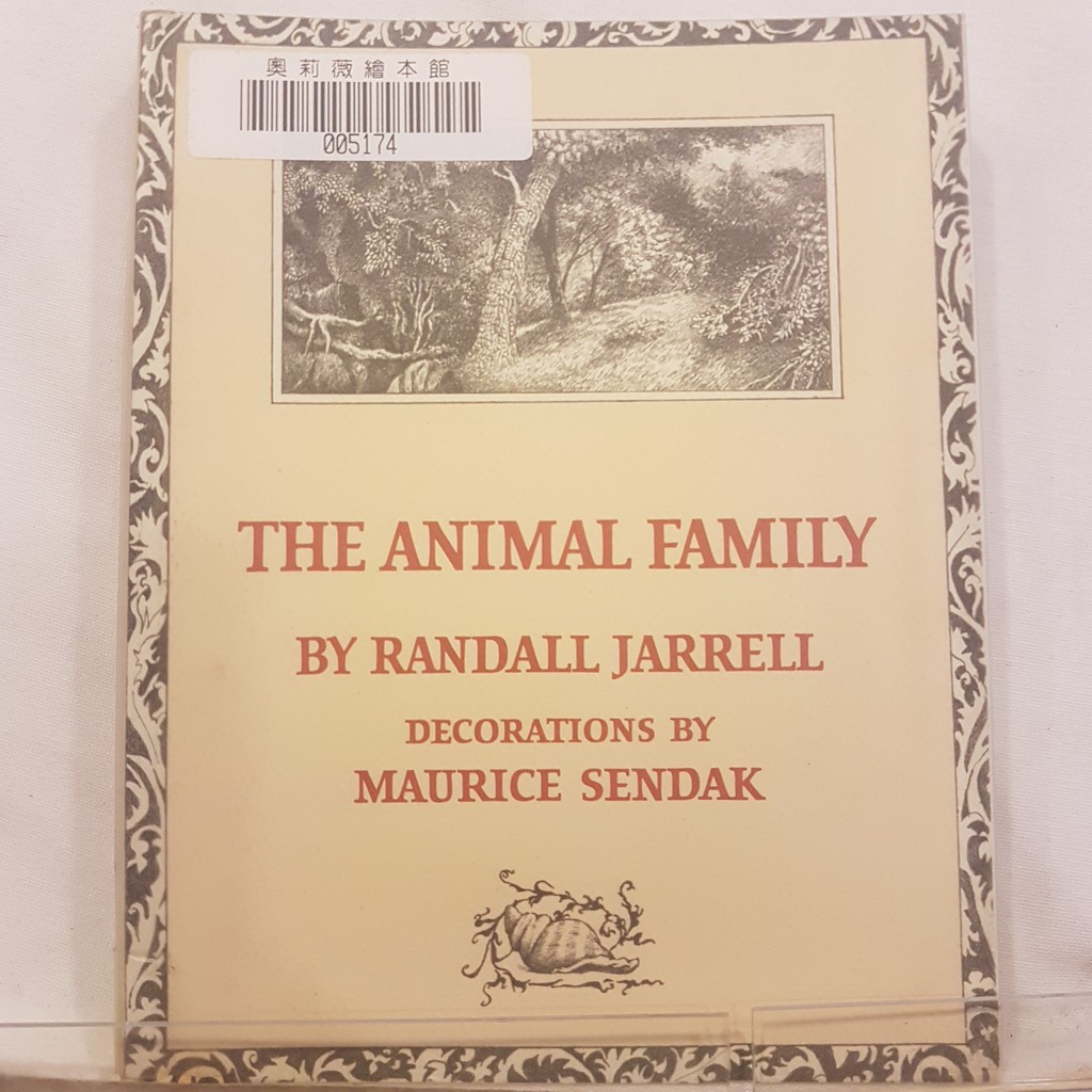 二手書📙英文小說The Animal Family//Randall Jarrell//動物| 蝦皮購物