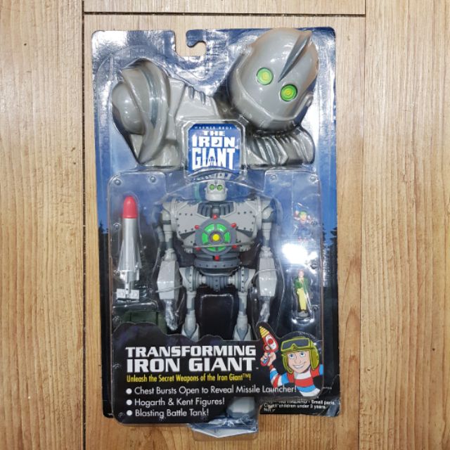 ⭐喔啦玩具店⭐鐵巨人 The Iron Giant 老玩具 吊卡 公仔 華納 可動人偶 立體包裝 稀少款式 | 蝦皮購物