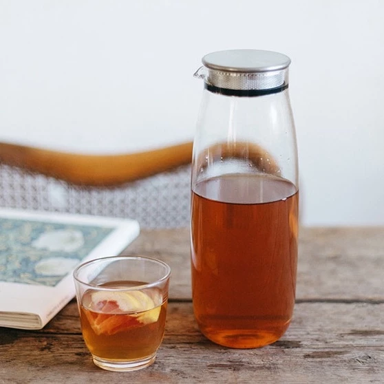【2026 美學首選】KINTO UNITEA 玻璃冷泡壺 1.1L：讓每一杯 Cold Brew 都成為餐桌上的風景