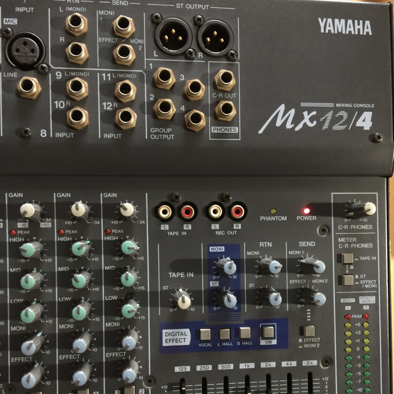 YAMAHA MX 12/4 MIXING CONSOLE 混頻調音臺一部