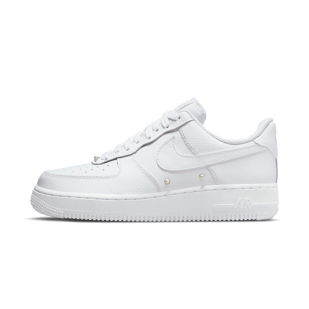 NIKE 女AIR FORCE 1 07 SE 休閒鞋全白珍珠- DQ0231100 | 蝦皮購物